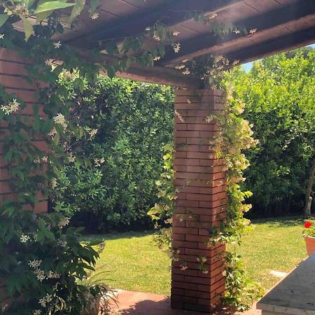 Le Tre Palme Villa Fontane Bianche Exterior photo